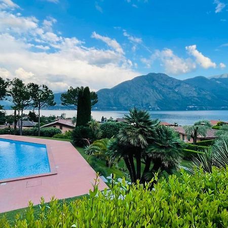 Lake View, Swimming Pool, Tennis Court And Private Parking Mezzegra Bagian luar foto