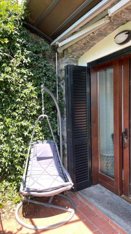 Lake View, Swimming Pool, Tennis Court And Private Parking Mezzegra Bagian luar foto